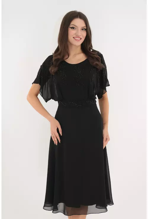 Rochie eleganta clos din voal negru accesorizat cu margele si strasuri marime mare 44