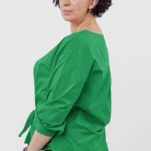 Camasa verde din poplin de bumbac cu funda in fata măsuri mari