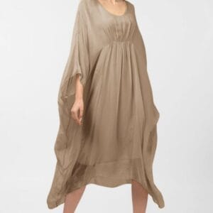 Rochie bej inchis in colturi