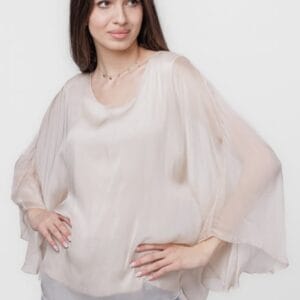 Bluza din matase naturala cu maneca evazata si dublura