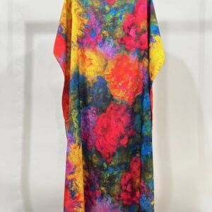 Rochie de plaja lunga tip poncho din matase cu peisaj cu gradini stilizate multicolore măsuri mari