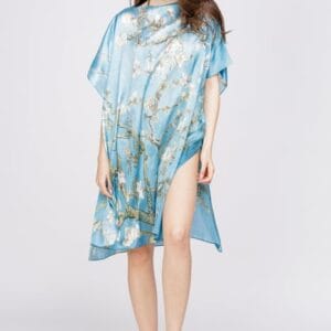 Rochie de plaja tip poncho din matase cu reproducere dupa Migdal Inflorind de Van Gogh măsuri mari