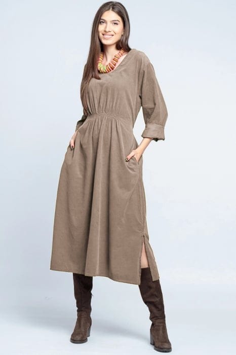 Rochie din catifea reiata bej