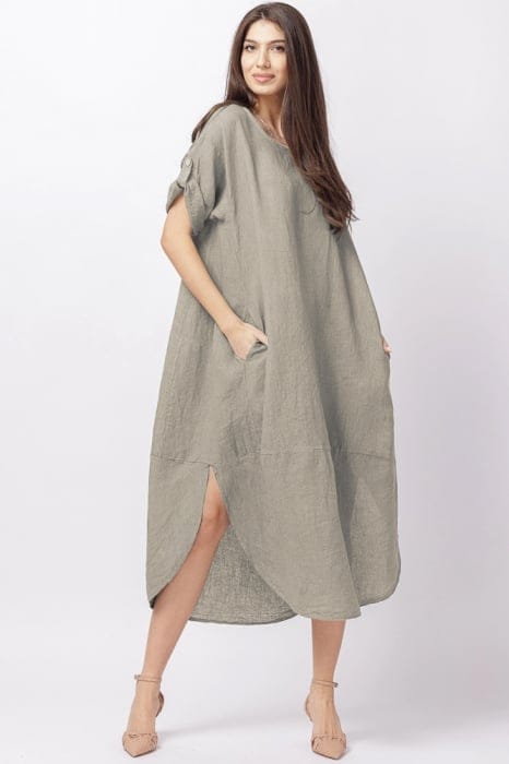 Rochie lalea oversize din in cu buzunare si crapaturi laterale rotunjite