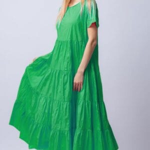 Rochie lunga verde cu patru volane măsuri mari